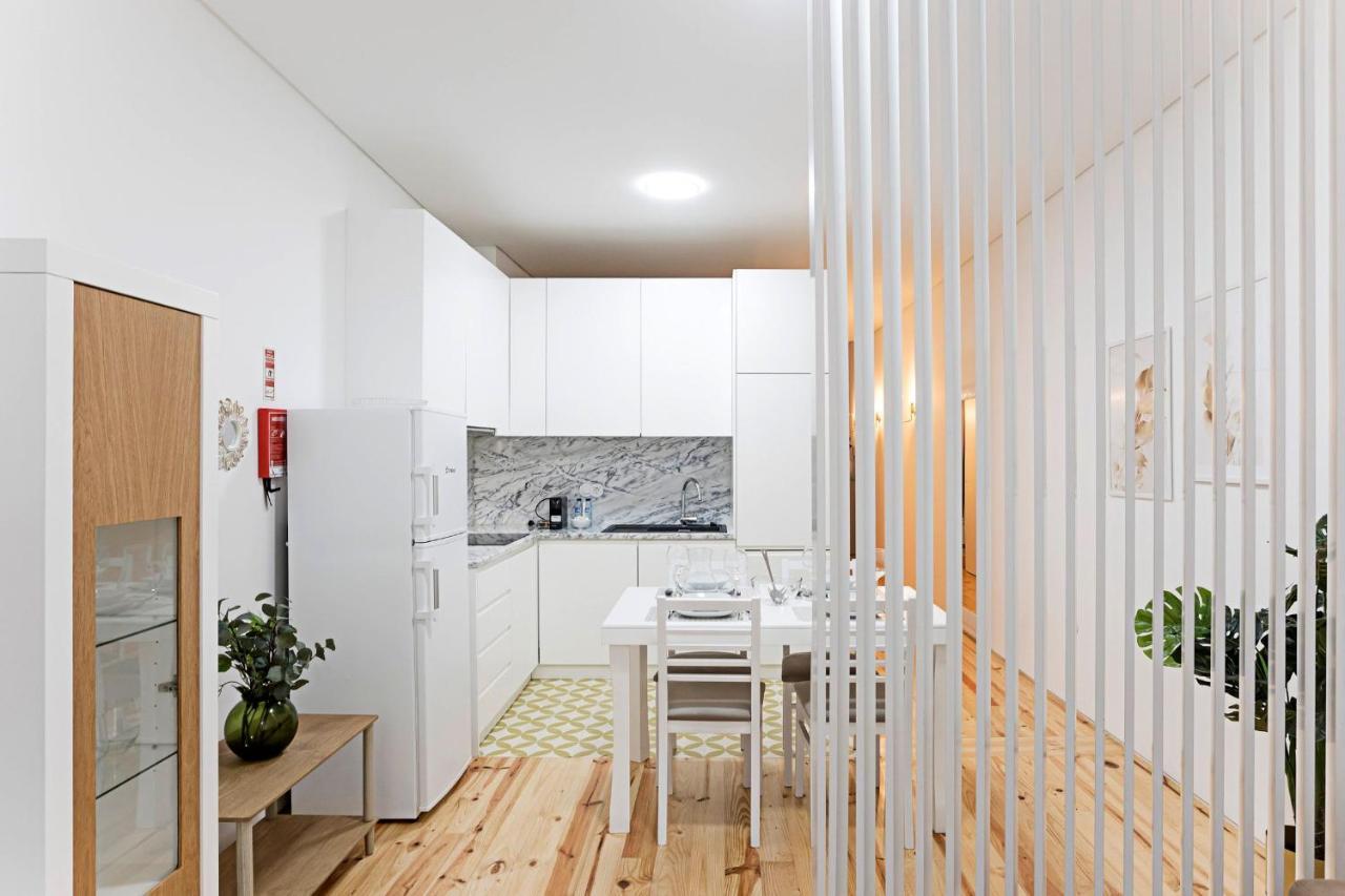 Loios 1Br Flat Downtown By Lovelystay ปอร์โต ภายนอก รูปภาพ